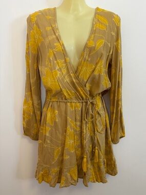 NWT Blue Island Yellow Floral Long Sleeve Wrap Dress
